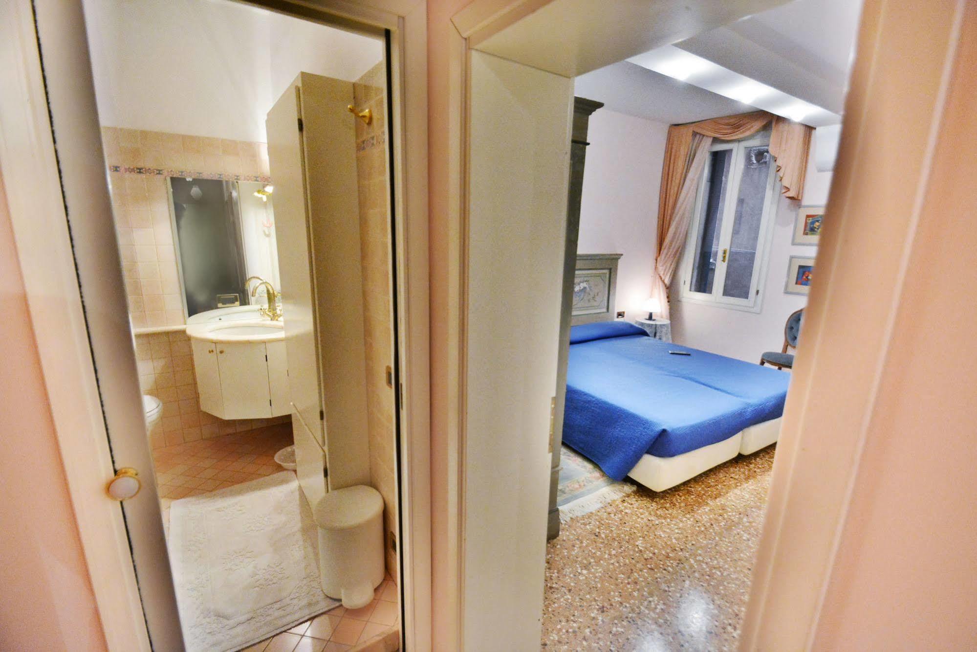 Apartament Ve.N.I.Ce. Cera Casa Del Sol Wenecja Zewnętrze zdjęcie